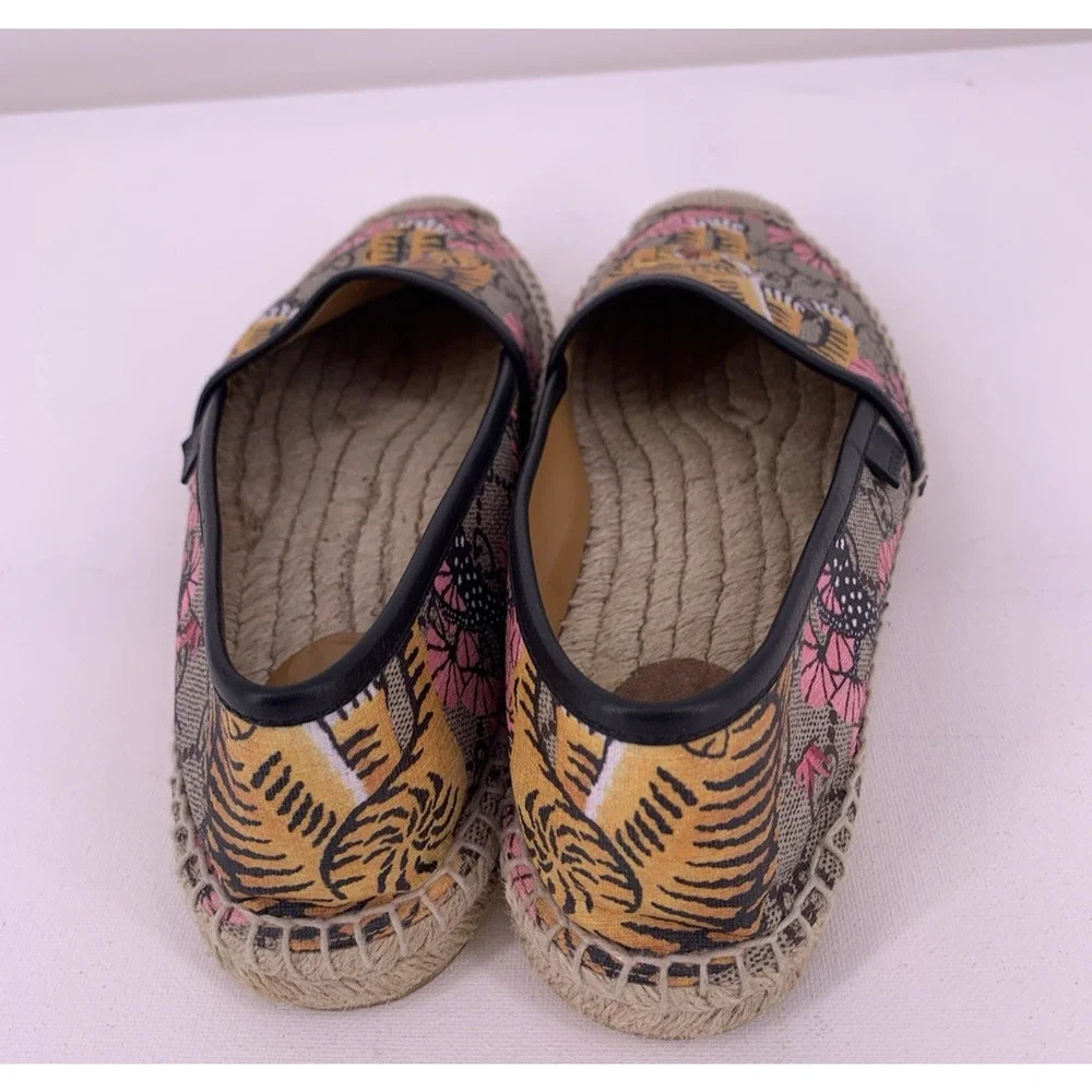 Gucci Bengal Tiger Floral Supreme Monogram Canvas Round Toe Espadrilles 38.5